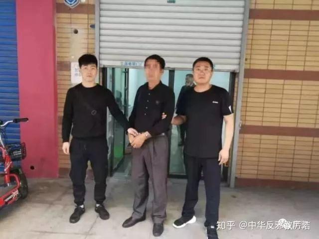 2025新澳门天天精准免费与2025新澳门最精准免费大全,词语释义、专家解析解释与落实与警惕虚假宣传